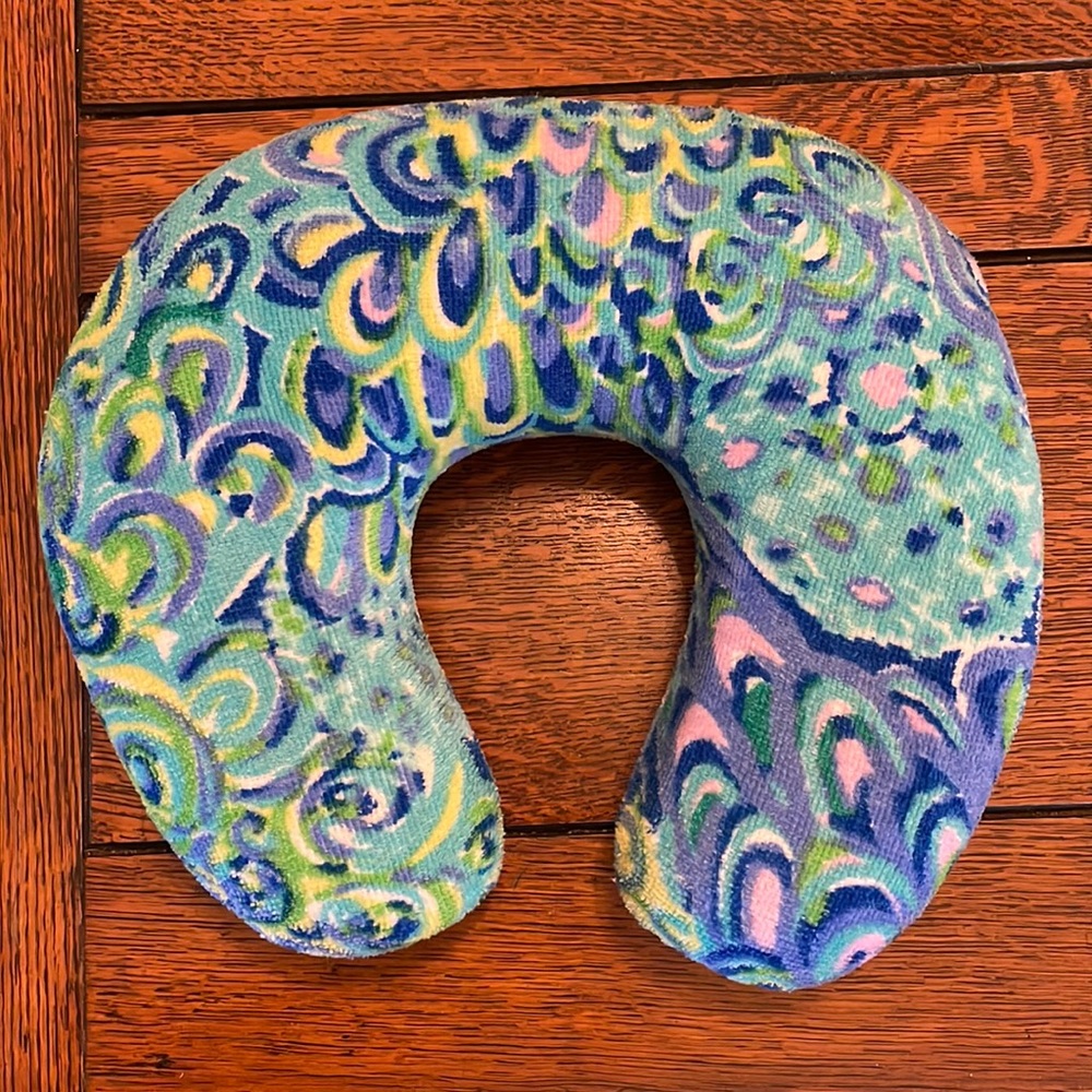 Lilly Pulitzer Travel Neck Pillow Sea Blue Lilly’s Lagoon